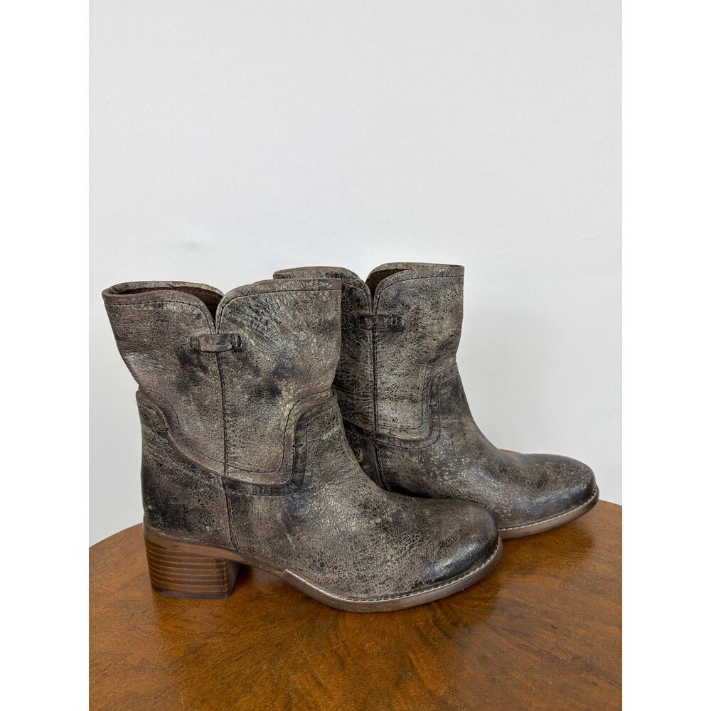 Diba True Charcoal Distressed Leather Pull On 2 Inch Heel Boots Size 8.5 NWOB - Picture 3 of 6
